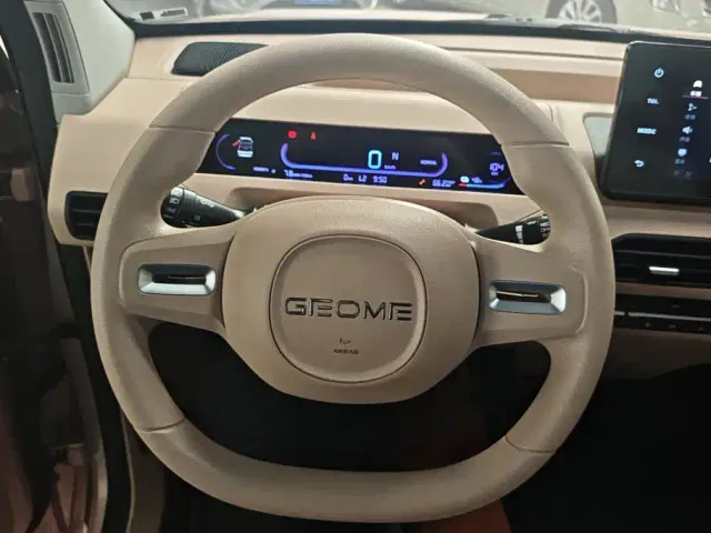 Geely Panda — Фото автомобиля 15