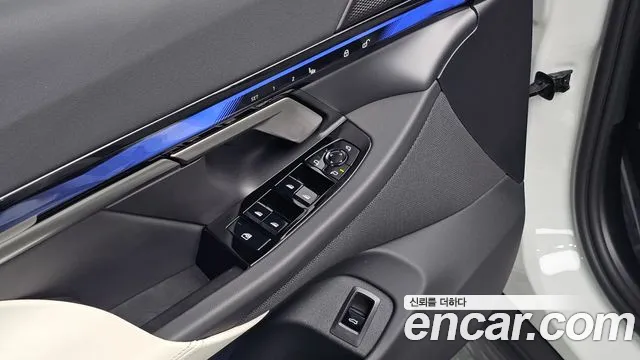 BMW 5 Series — Фото автомобиля 24