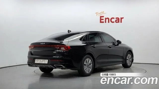 Kia K5 Generation 3 — Фото автомобиля 2