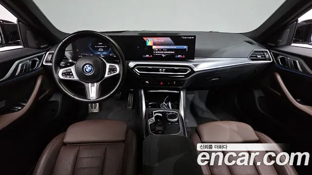 BMW i4 — Фото автомобиля 7