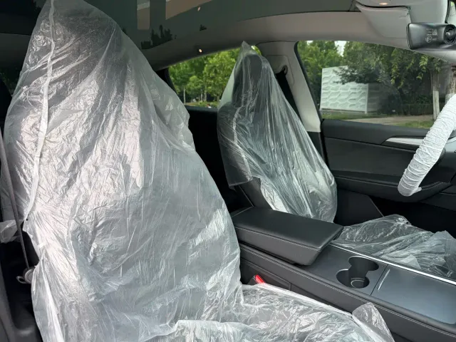 Tesla Model Y — Фото автомобиля 22