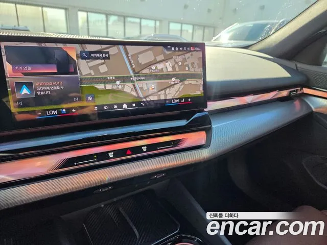 BMW 5 Series G60 — Фото автомобиля 10