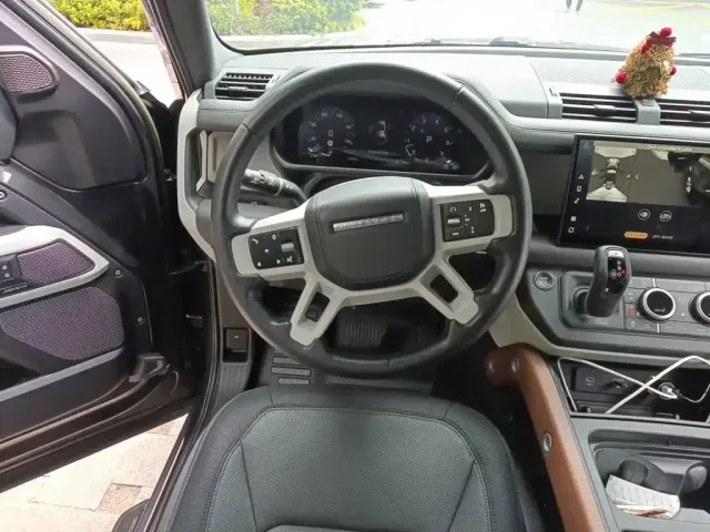 Land Rover Land Rover Defender 2022 110 P400 X-DYNAMIC HSE — Фото автомобиля 2