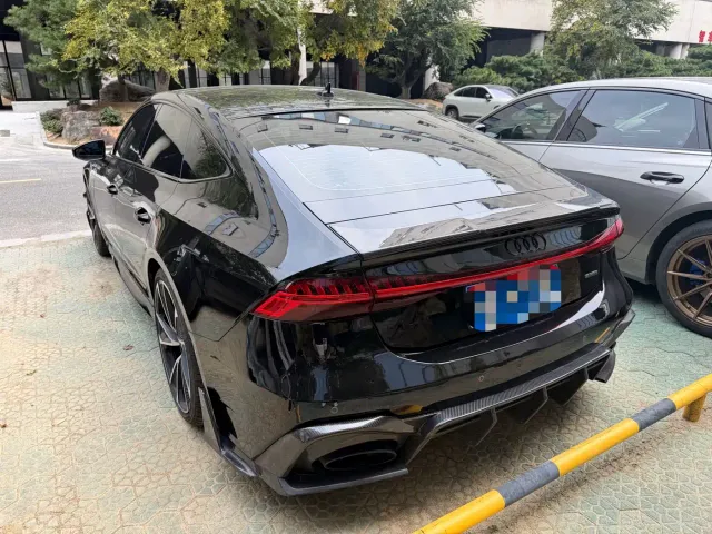 Audi A7 — Фото автомобиля 12