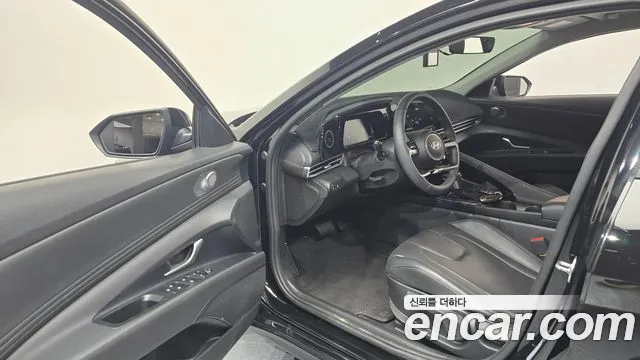 Hyundai AVANTE Новый Avante (CN7) — Фото автомобиля 10