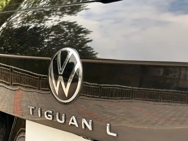 Volkswagen Tiguan L — Фото автомобиля 16