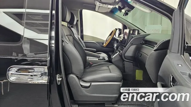 Hyundai Staria — Фото автомобиля 16