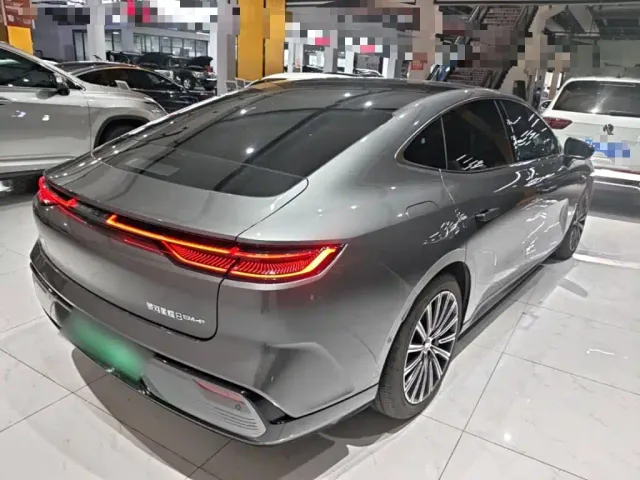Geely Galaxy Xingyao 8 — Фото автомобиля 6