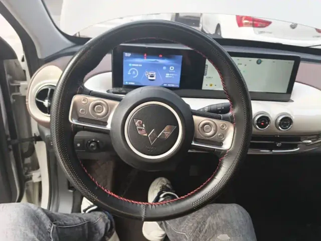 Wuling Bingo — Фото автомобиля 10