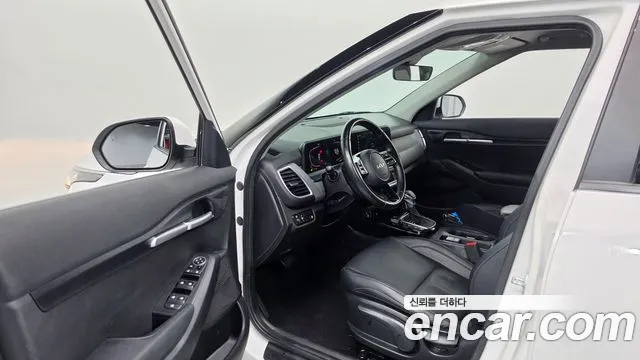 Kia Seltos New — Фото автомобиля 15