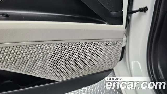 Hyundai Avante CN7 — Фото автомобиля 18