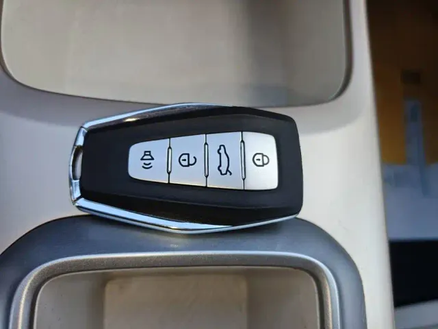 Geely Geometry E Firefly — Фото автомобиля 8