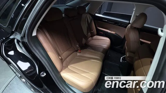 Hyundai Grandeur GN7 — Фото автомобиля 16