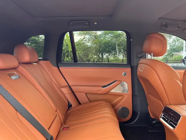 Aito M7 — Фото автомобиля 14