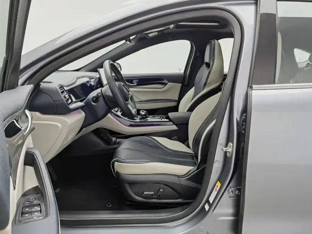 BYD Qin PLUS — Фото автомобиля 10