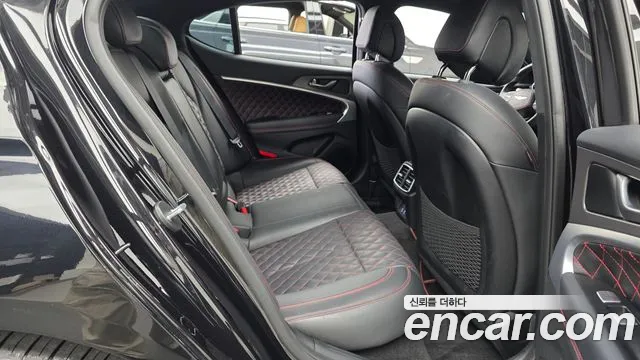 Genesis G70 — Фото автомобиля 3