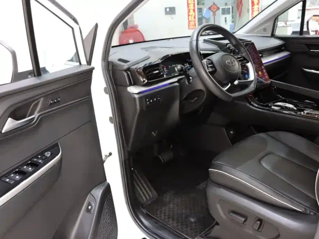 Hyundai Custo — Фото автомобиля 9