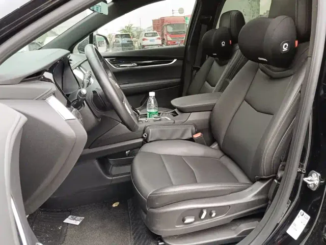 Cadillac XT5 — Фото автомобиля 16