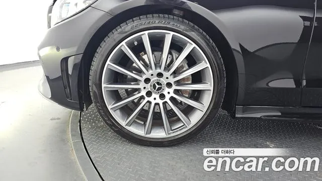 Mercedes-Benz C-Class — Фото автомобиля 5