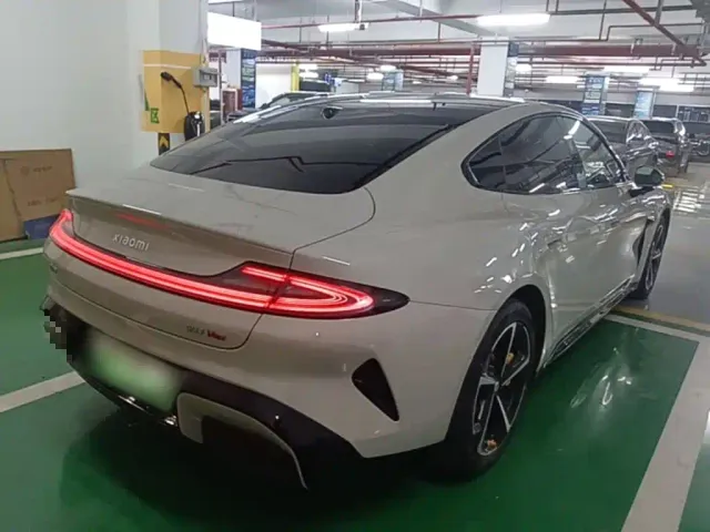 Xiaomi SU7 — Фото автомобиля 6