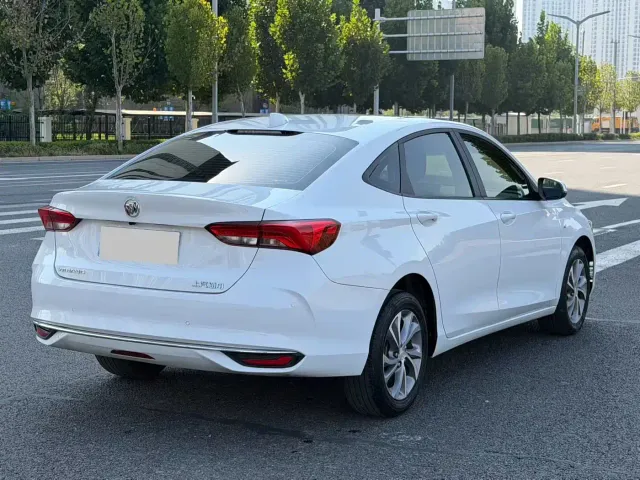 Buick Verano — Фото автомобиля 7