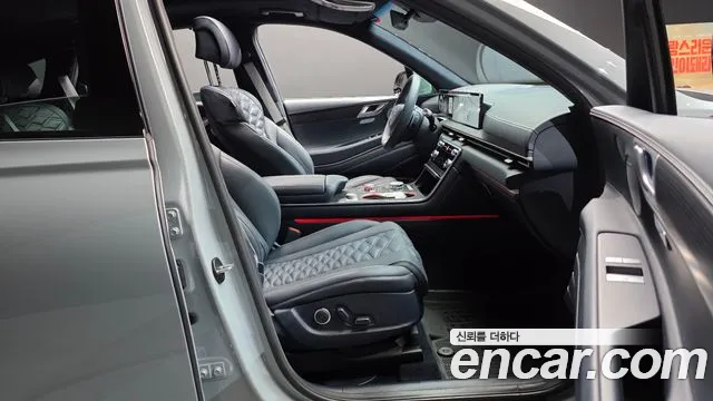 Genesis GV80 — Фото автомобиля 26