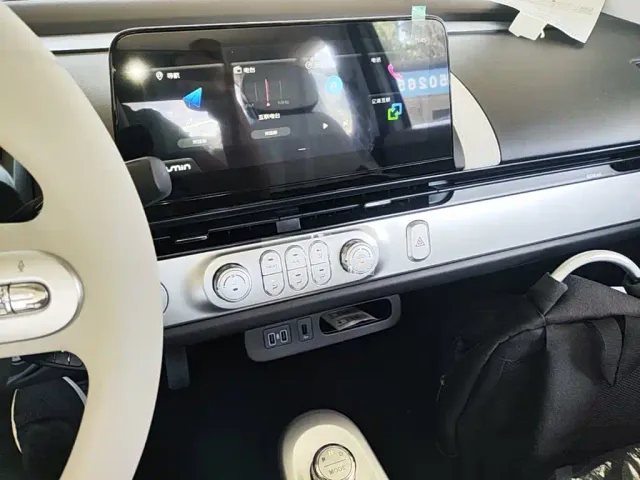 Changan Lumin — Фото автомобиля 8