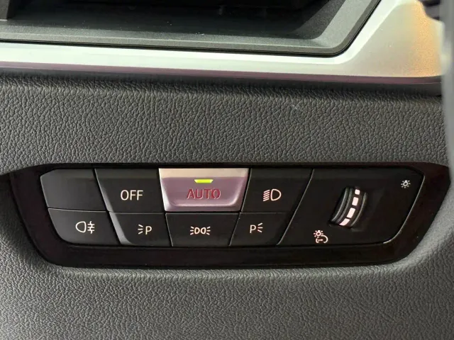 BMW 3 Series — Фото автомобиля 14