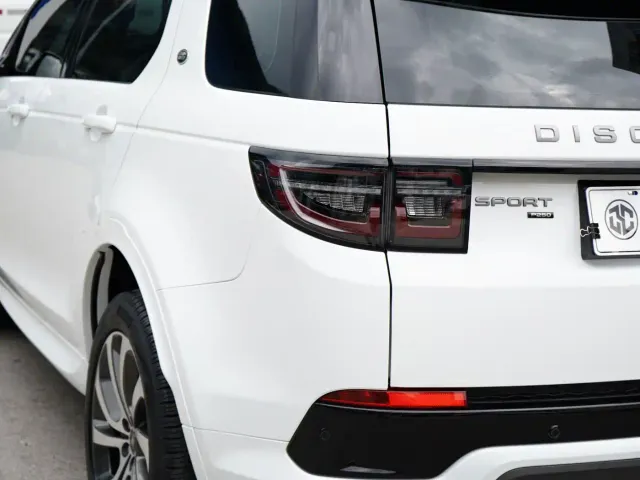 Land Rover Discovery Sport — Фото автомобиля 17