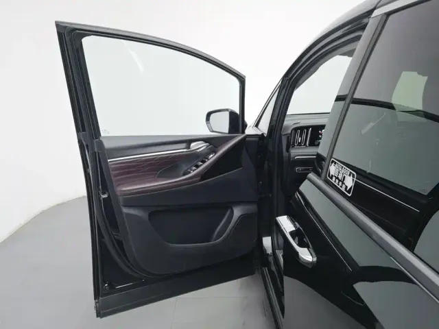 GAC Trumpchi M8 — Фото автомобиля 8