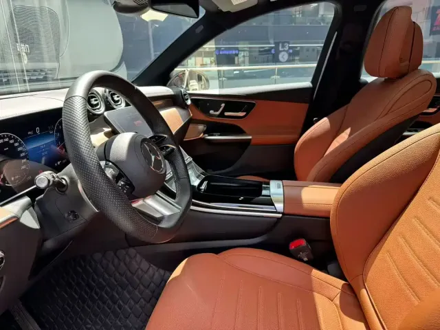 Mercedes-Benz Mercedes-Benz GLC 2024 Facelift GLC 300 L 4MATIC Sport 5-seater — Фото автомобиля 4