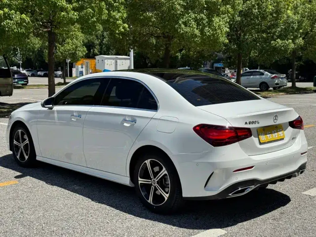 Mercedes-Benz A-Class — Фото автомобиля 7