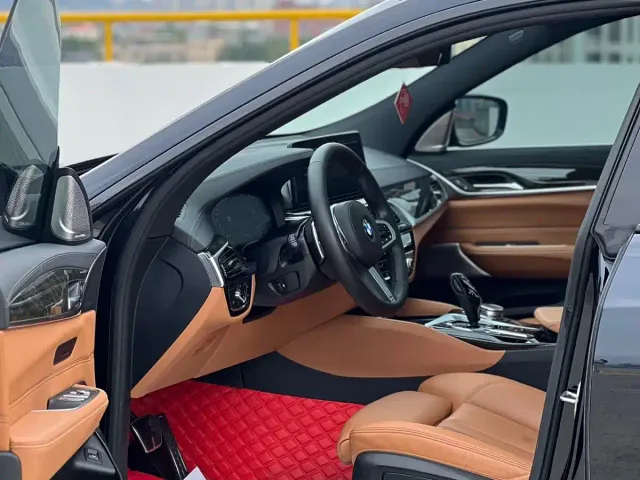 BMW 6 Series Gran Turismo — Фото автомобиля 4