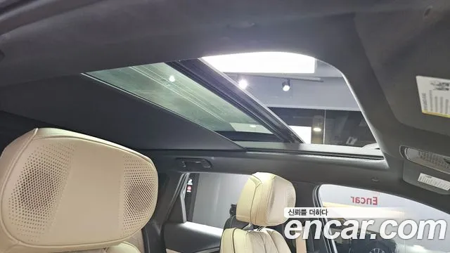 Cadillac Lyriq Lyriq Sport — Фото автомобиля 18