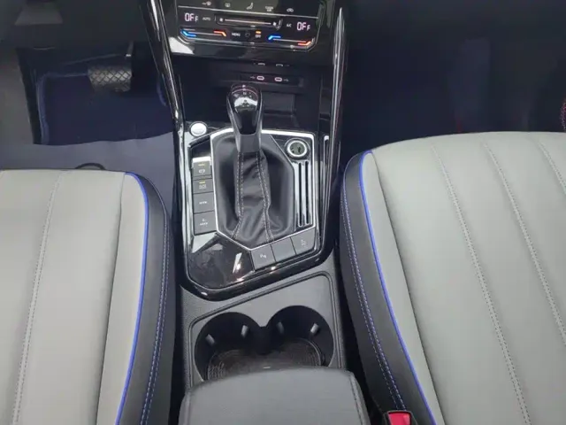 Volkswagen Tayron GTE Plug-in Hybrid — Фото автомобиля 16