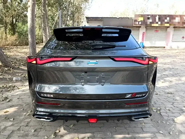 Changan Z6 — Фото автомобиля 5