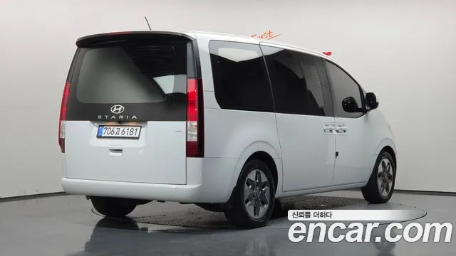 Hyundai Staria — Фото автомобиля 2