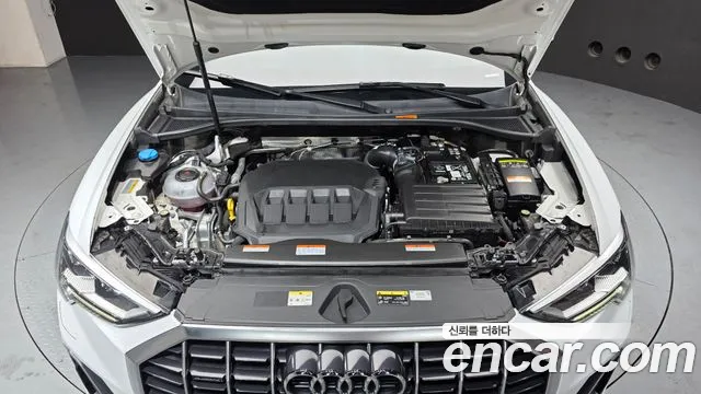 Audi Q3 40 TFSI quattro Premium — Фото автомобиля 6