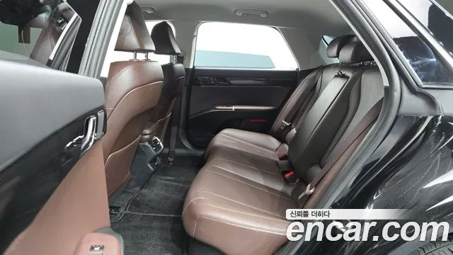Hyundai Grandeur GN7 — Фото автомобиля 18