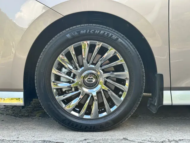 GAC Trumpchi M8 — Фото автомобиля 21