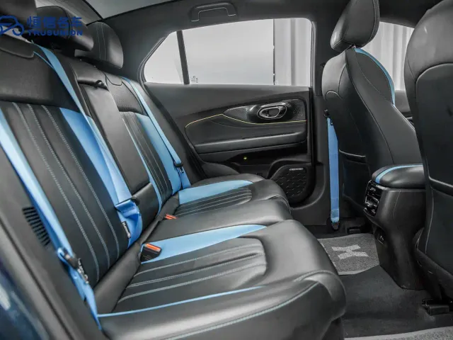 GAC Trumpchi Emkoo — Фото автомобиля 15