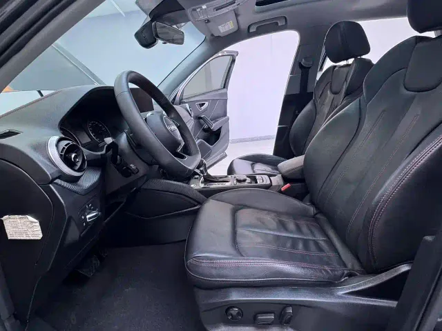 Audi Q2L — Фото автомобиля 10