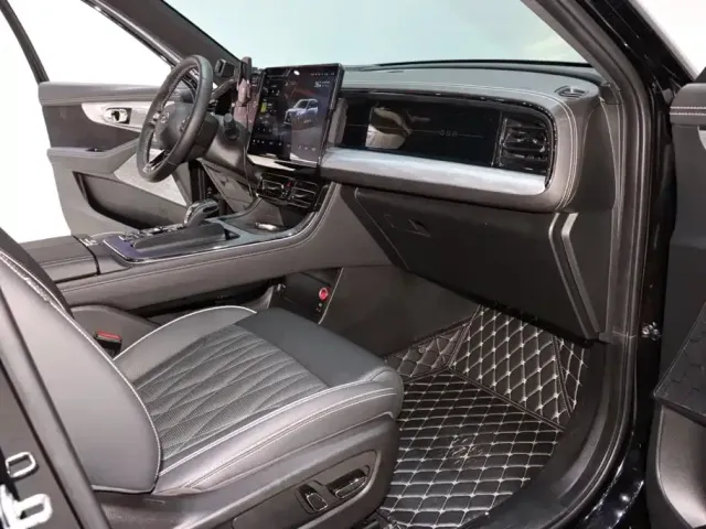 GAC Trumpchi GS8 — Фото автомобиля 8