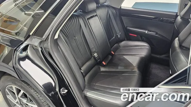 Hyundai Grandeur GN7 — Фото автомобиля 17