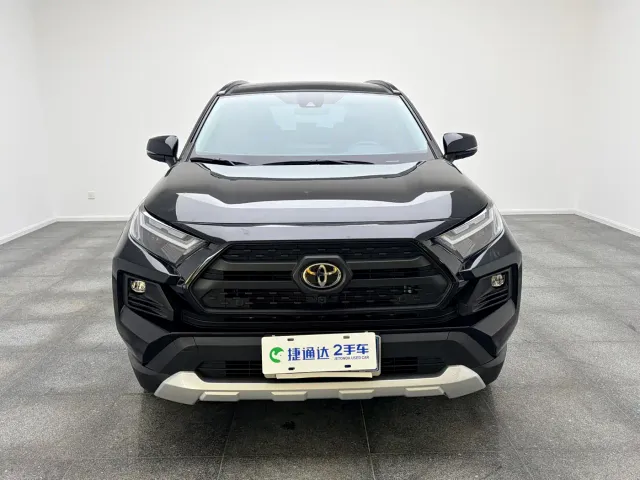 Toyota RAV4 — Фото автомобиля 2