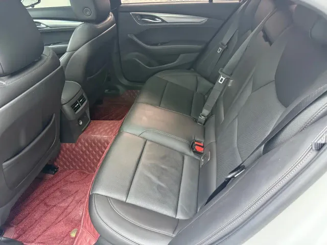 Cadillac CT5 — Фото автомобиля 7