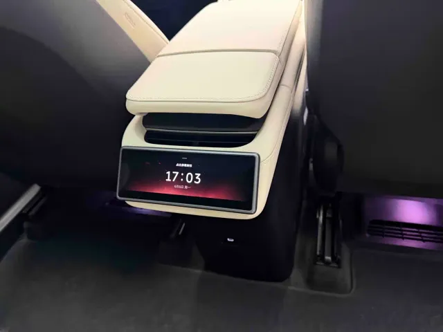 Nio EC6 — Фото автомобиля 8
