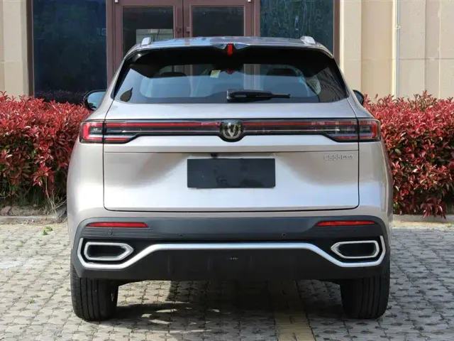 Changan CS55 Plus — Фото автомобиля 5