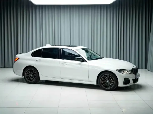 BMW 3 Series — Фото автомобиля 3
