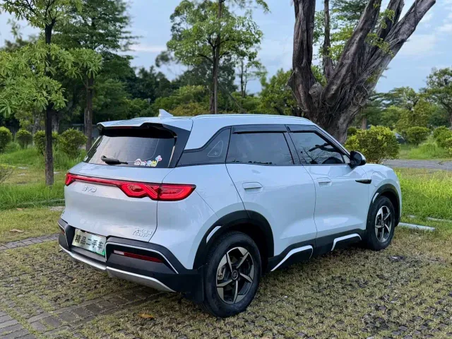 BYD Yuan UP — Фото автомобиля 4